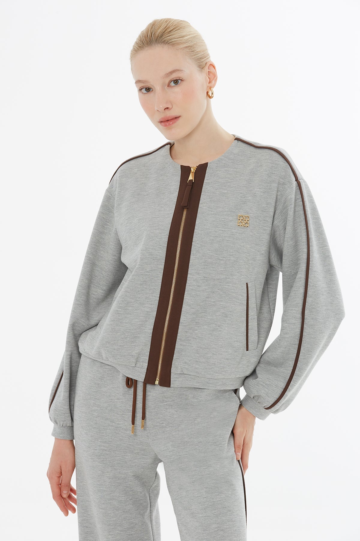 Cardigan with Brooch and Elastic Waist Tracksuit Set