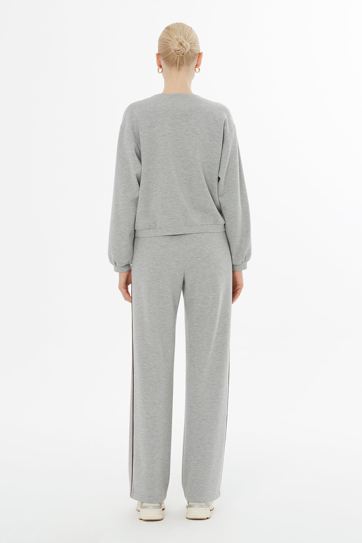 Cardigan with Brooch and Elastic Waist Tracksuit Set