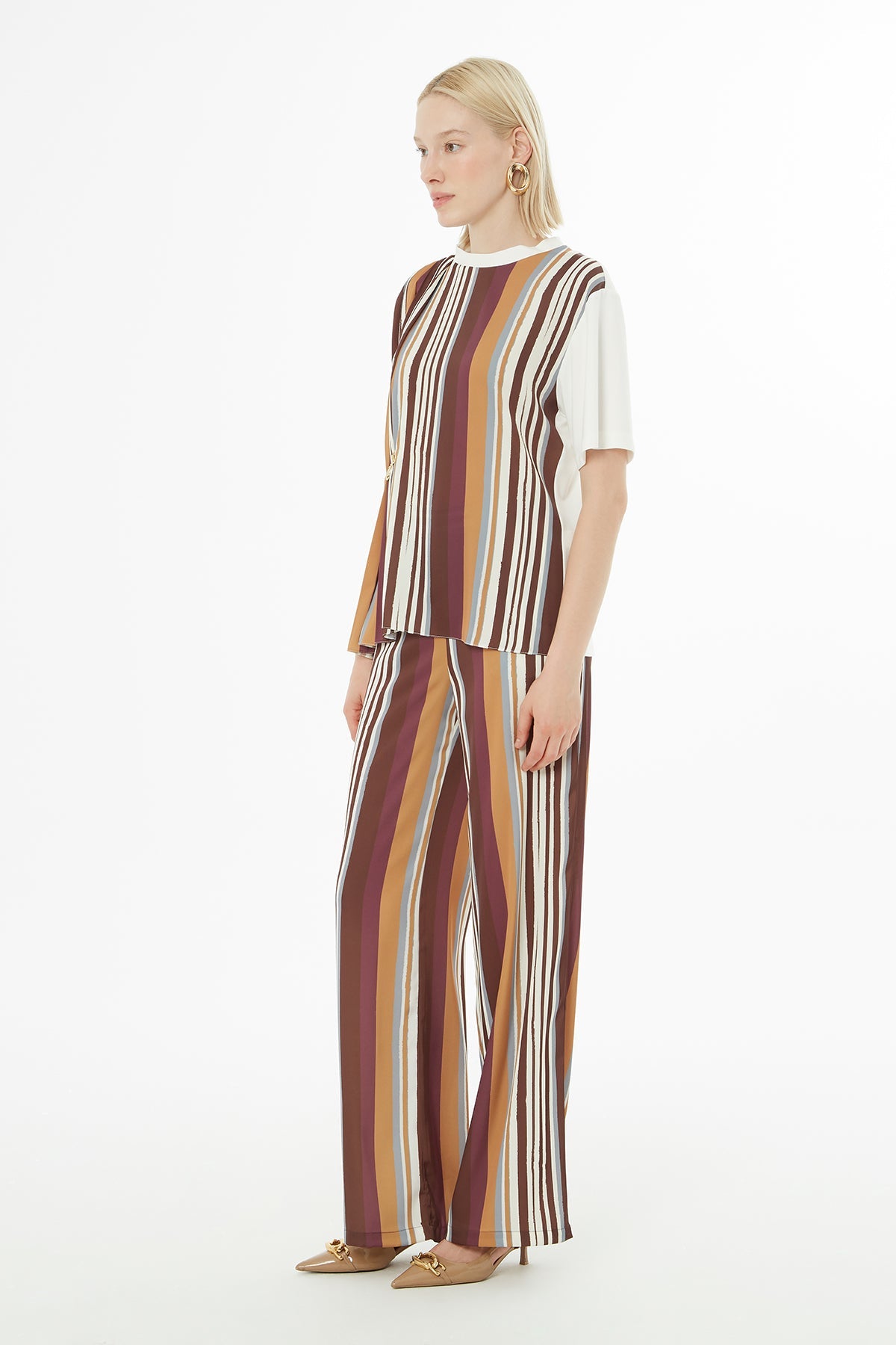 Printed Pleated Striped Set with Detail