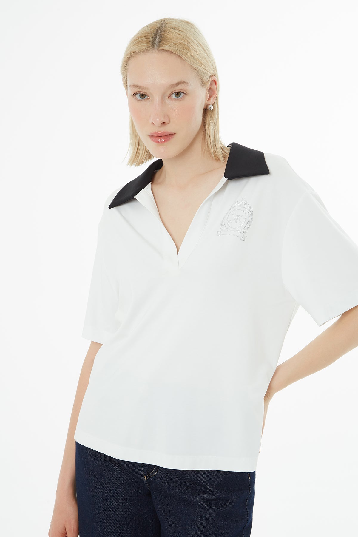 Ecru V-Neck Short-Sleeve T-Shirt