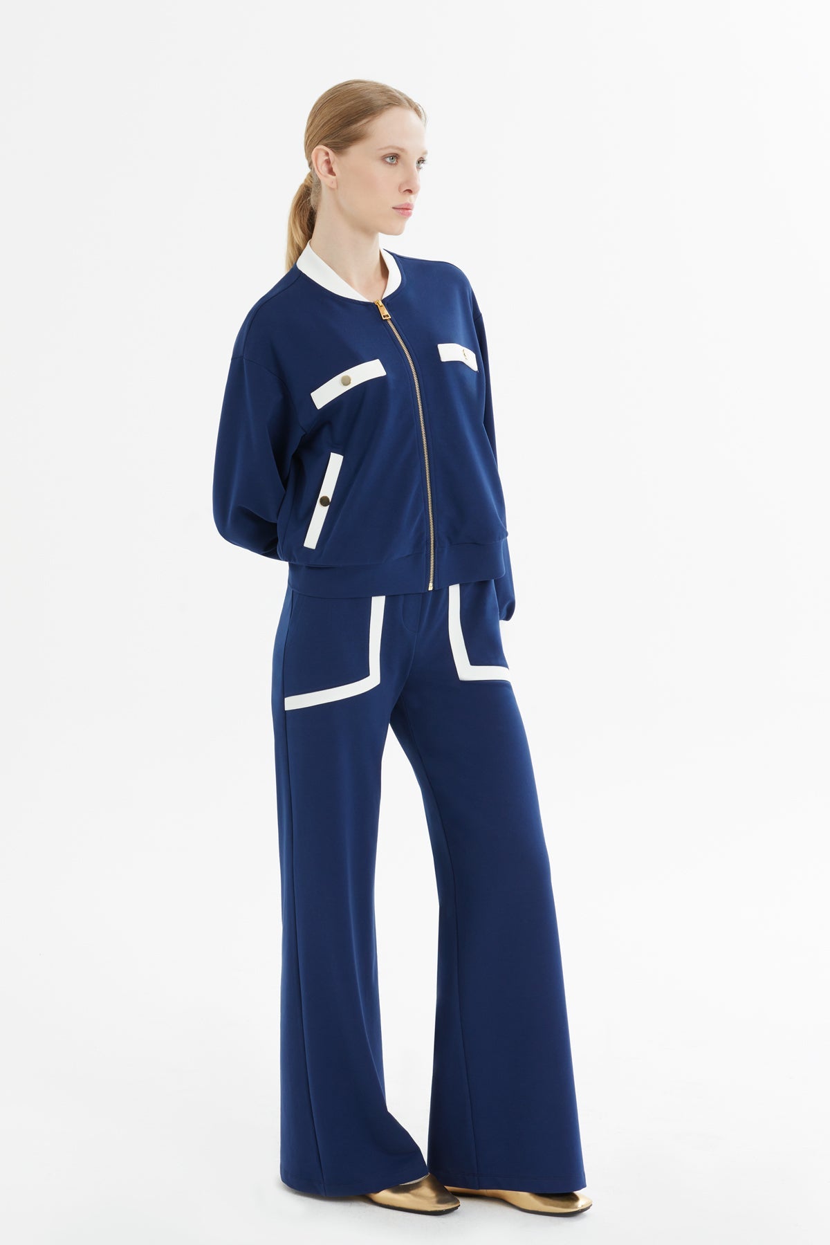 Tracksuit With Stripe Details
