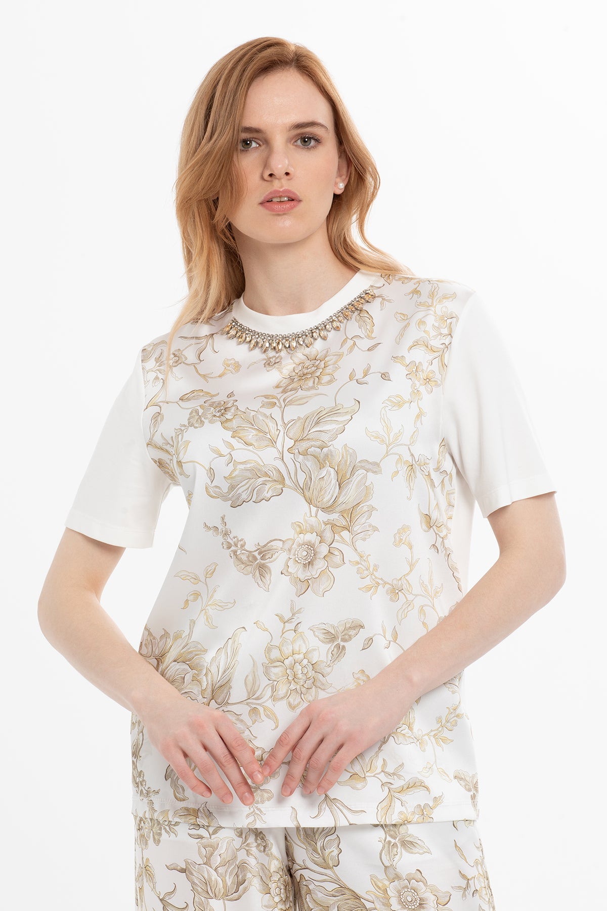 Blouse with Printed Front Necklace Accessory