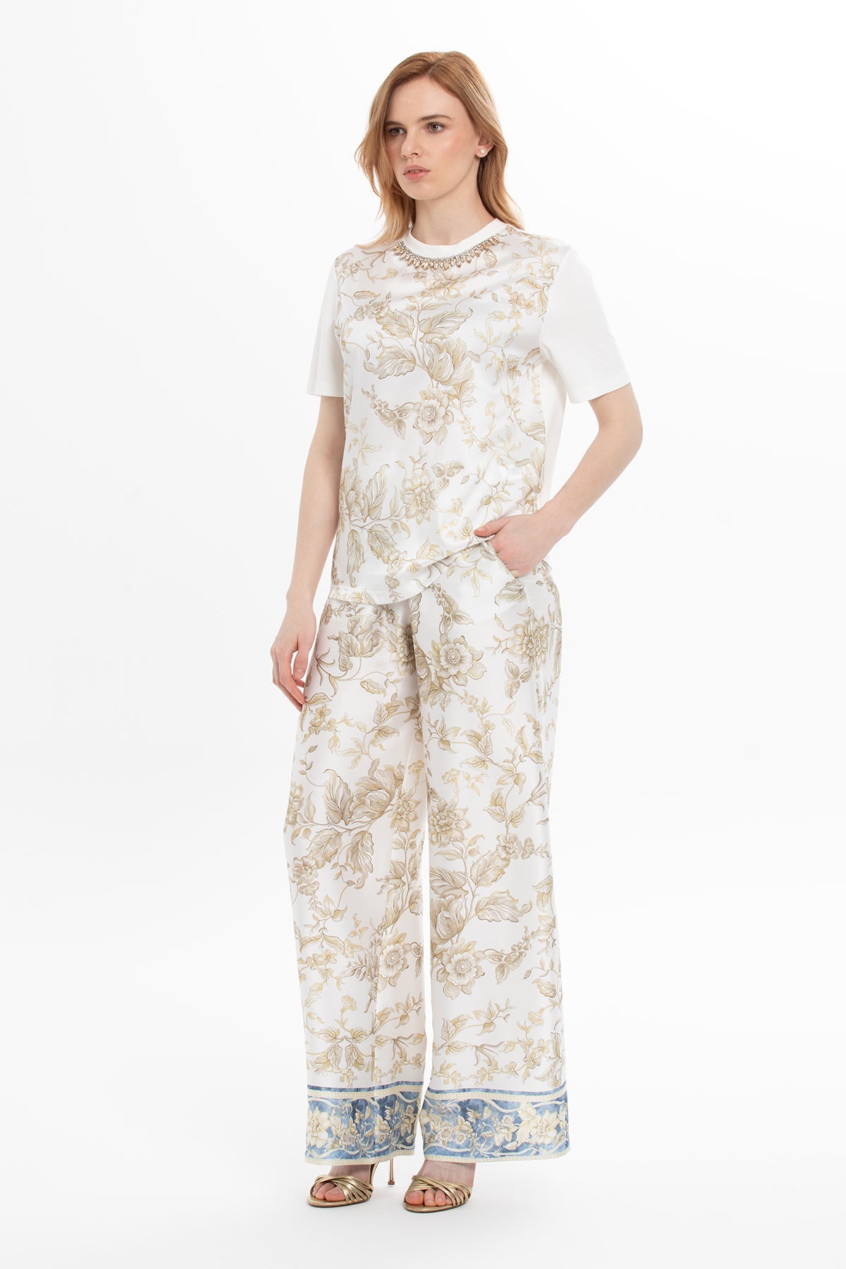 Blouse with Printed Front Necklace Accessory