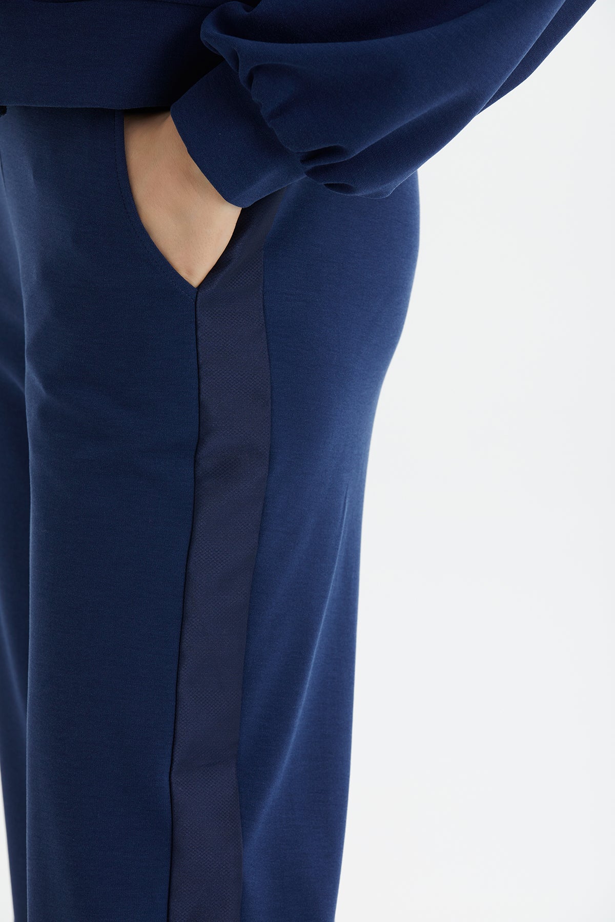 Zip-Closure Elastic Waist Sweatshirt Set