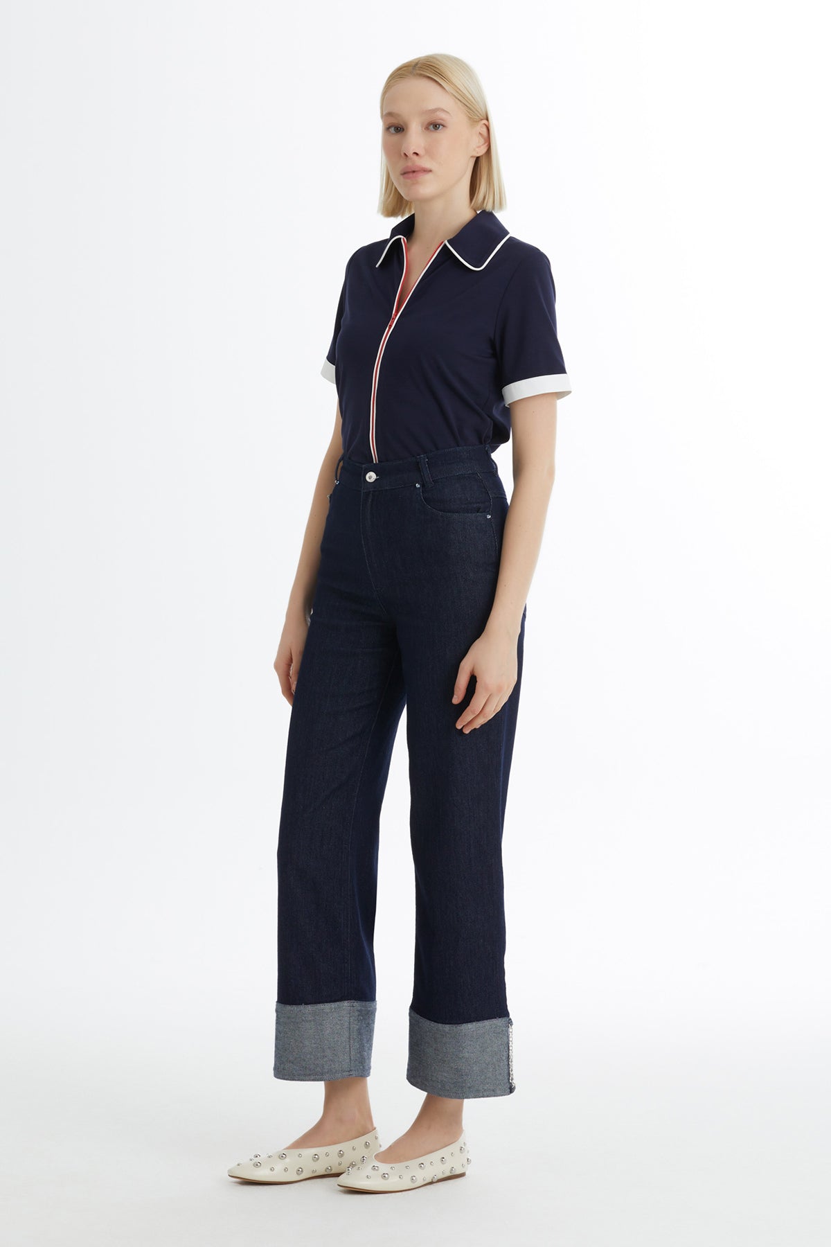 Embroidered Detail Jeans