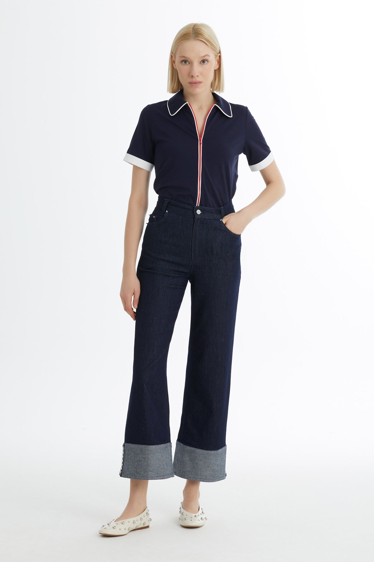 Embroidered Detail Jeans