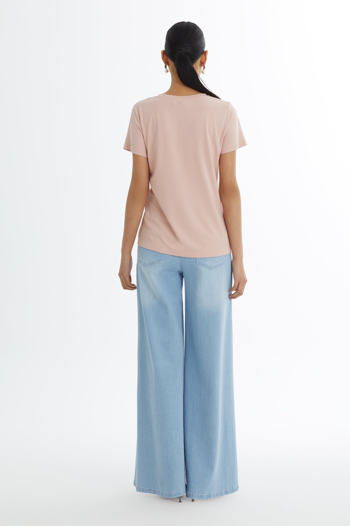 T-Shirt with Beaded Brooch Accessory