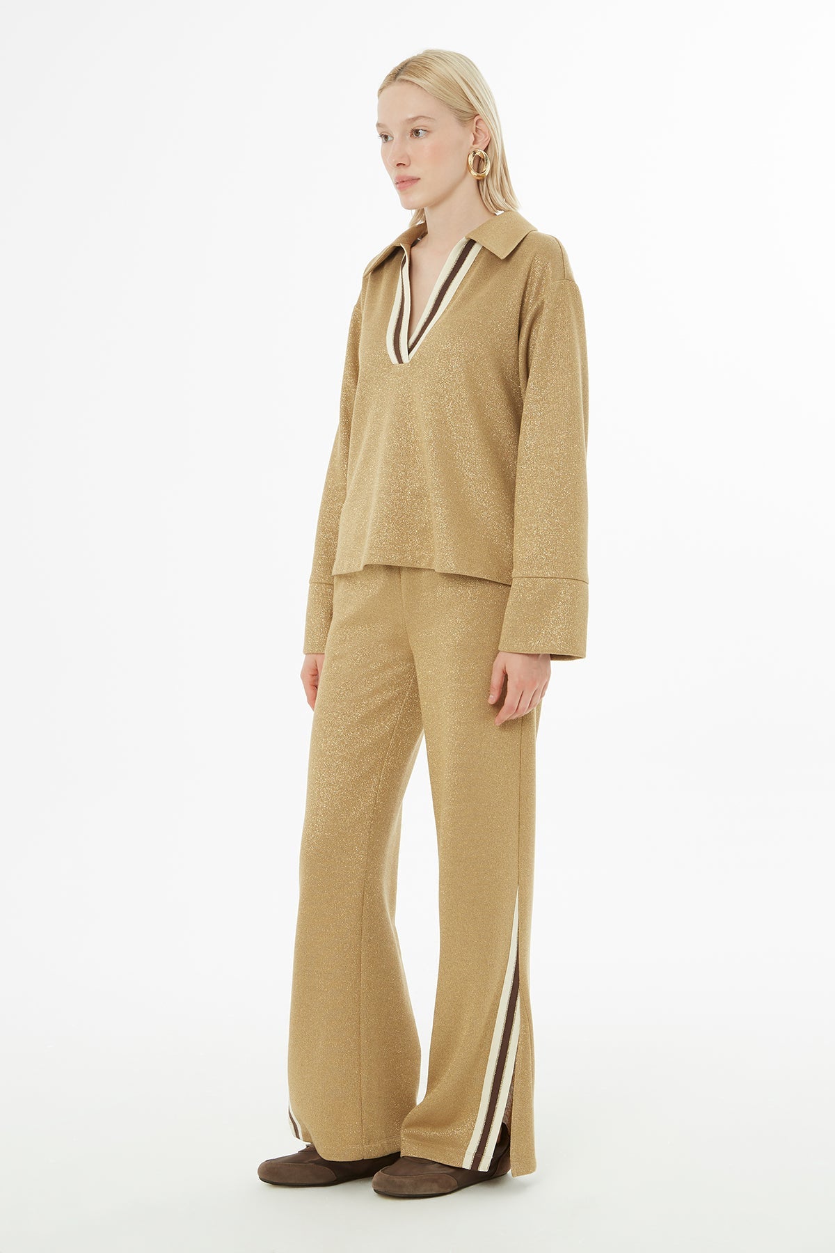 Camel V-Neck Glittery Tracksuit Set