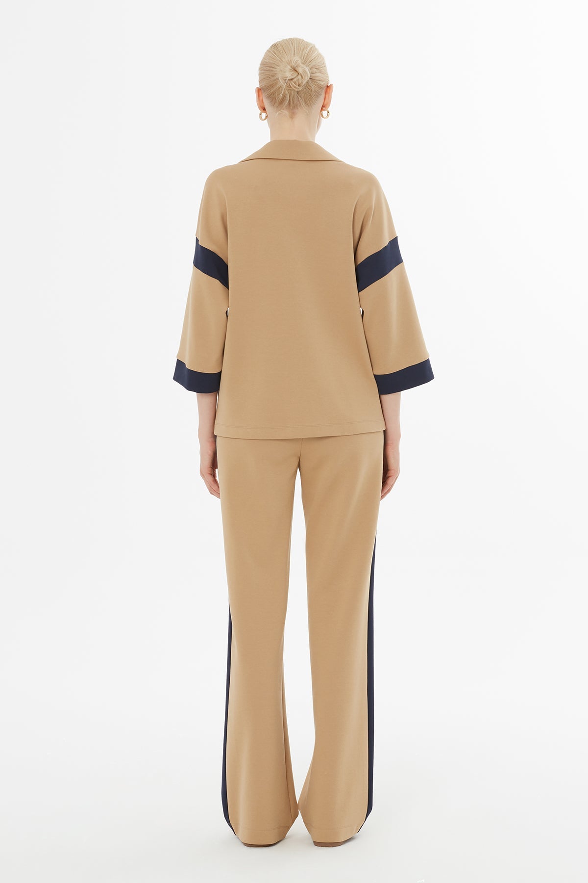 Beige V-Neck Trimmed Tracksuit Set