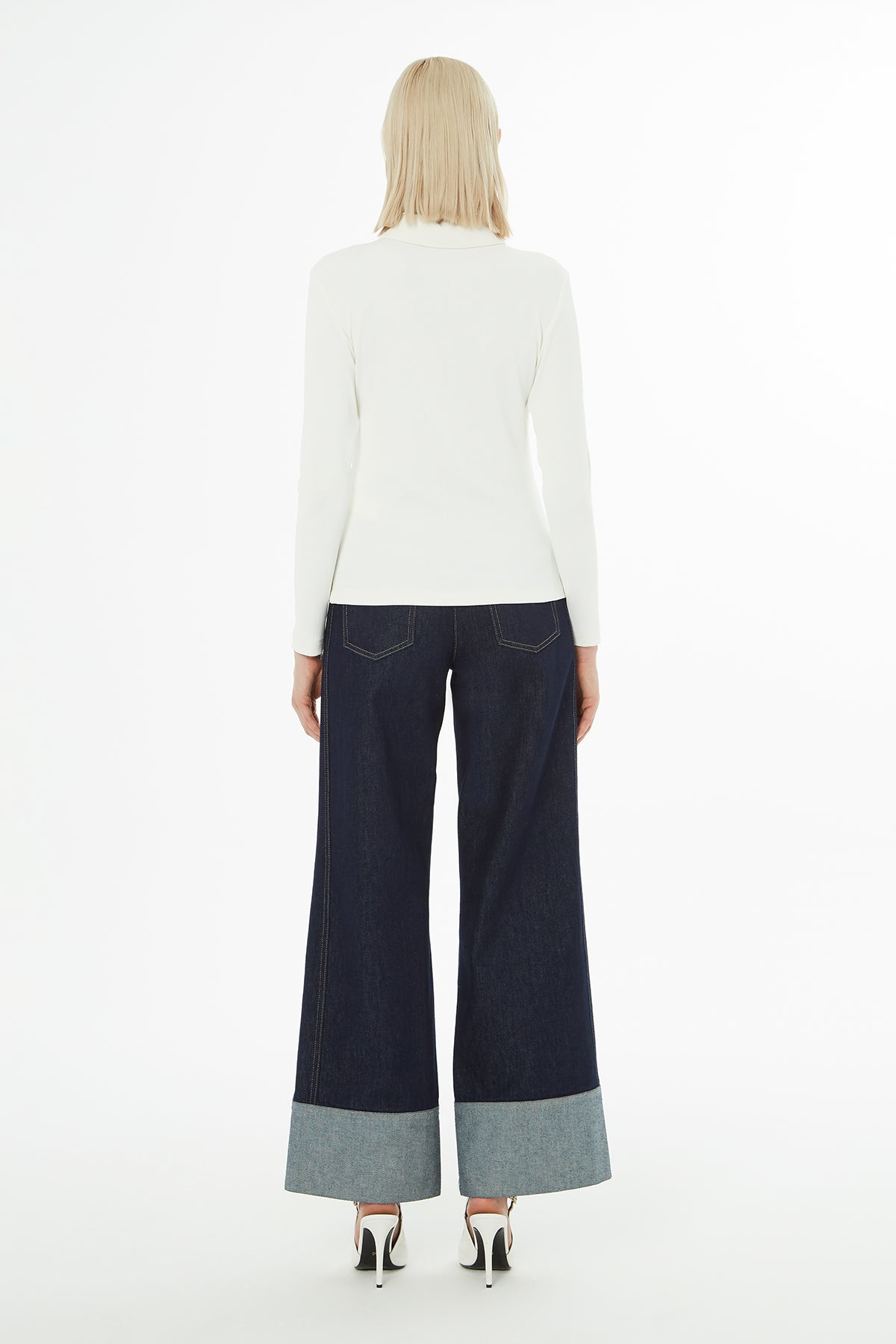 Ecru Collared Buttoned T-Shirt