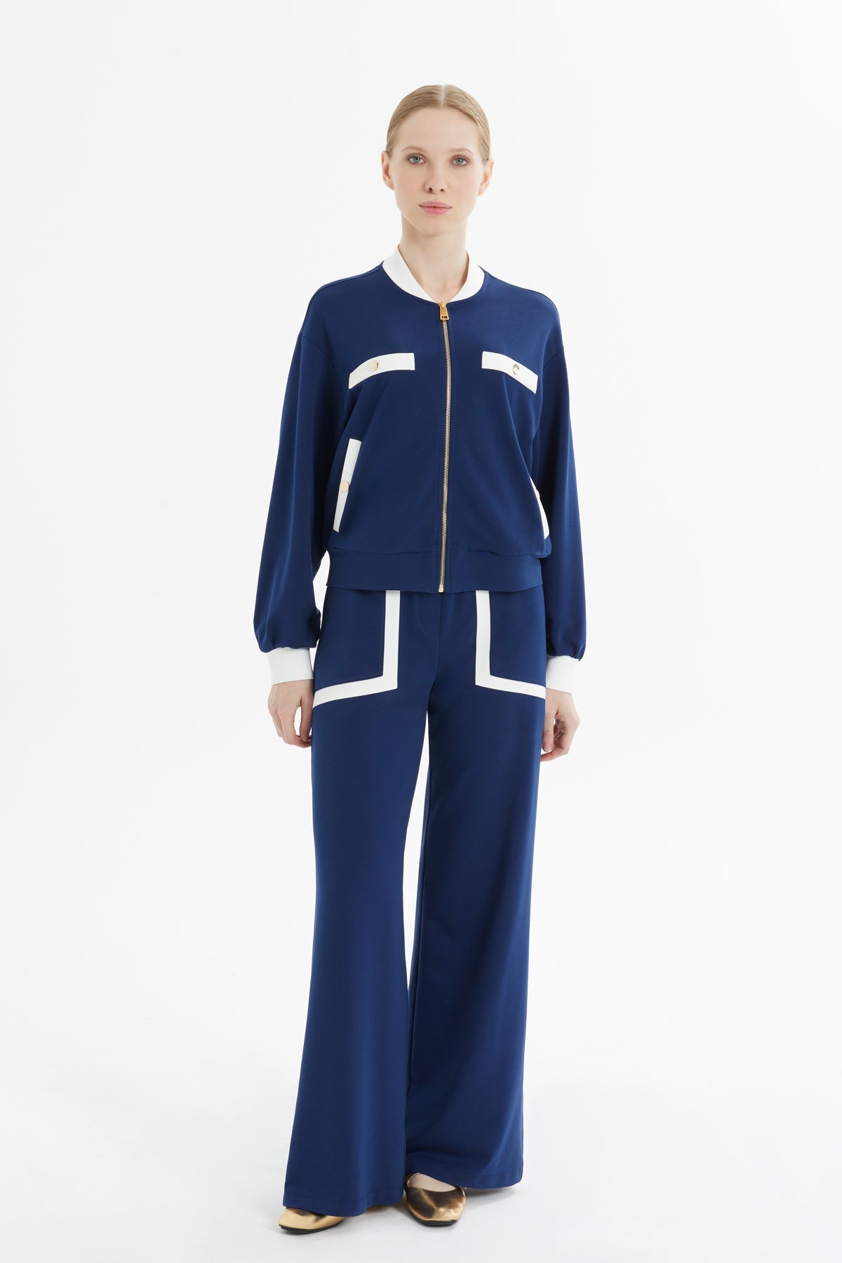 Tracksuit With  Stripe Details
