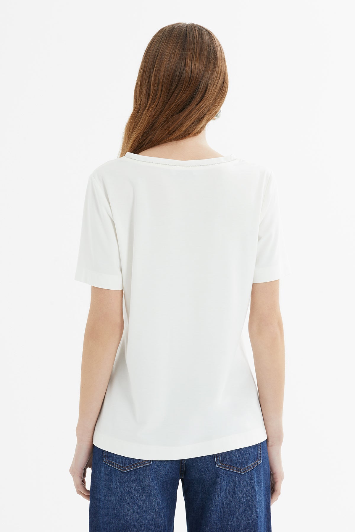 V-Neck Stripe Accessory Detail Off Knit T-Shirt