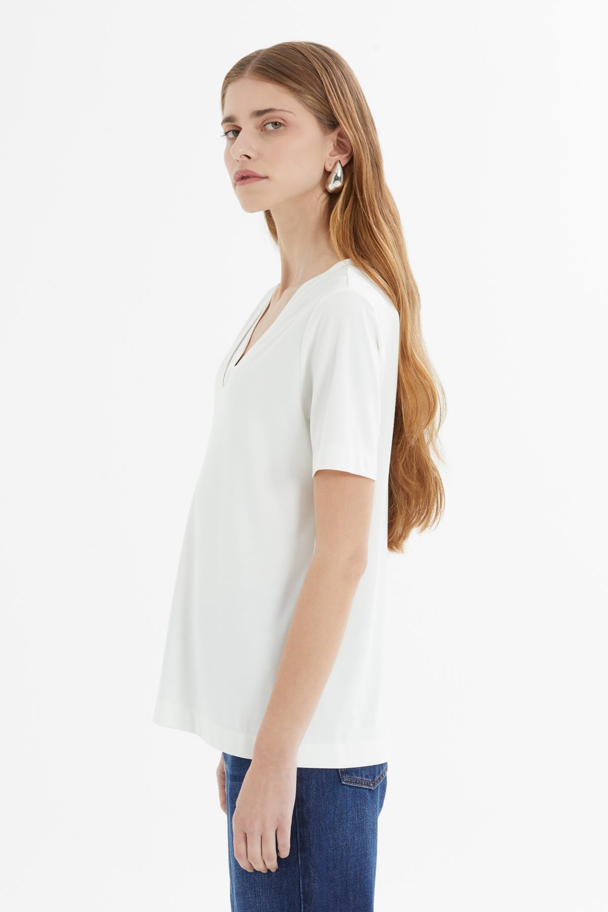 V-Neck Stripe Accessory Detail Off Knit T-Shirt