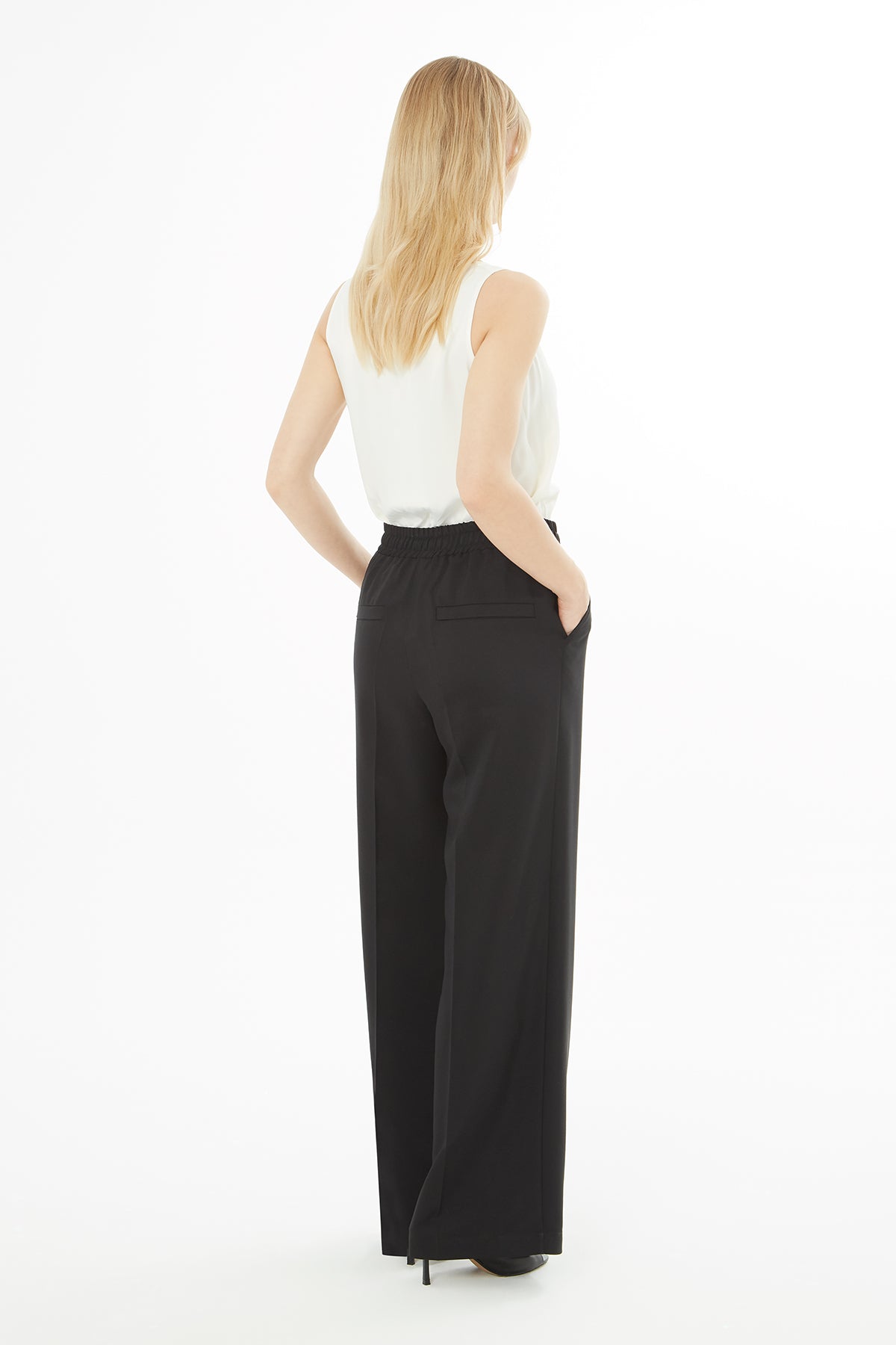 Black Trousers with Tie-Detail