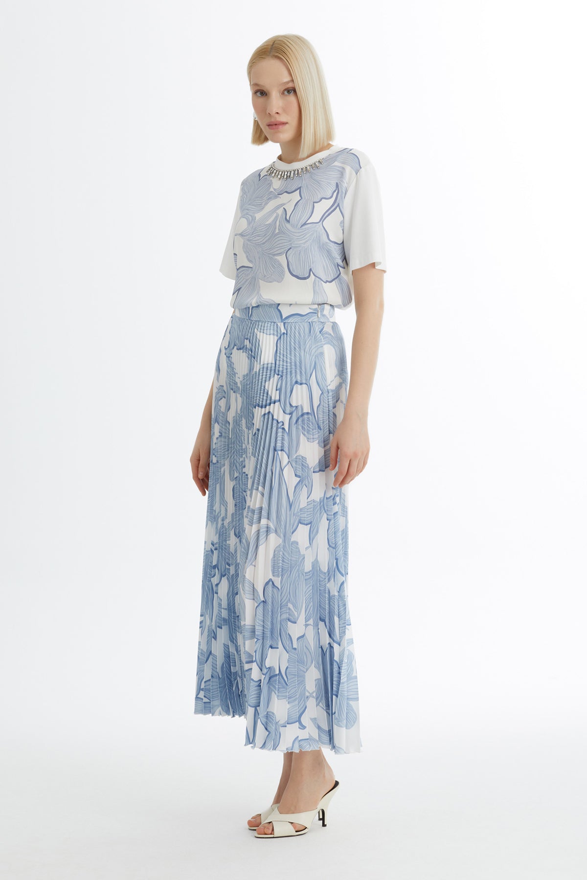 Pleated Patterned Skirt